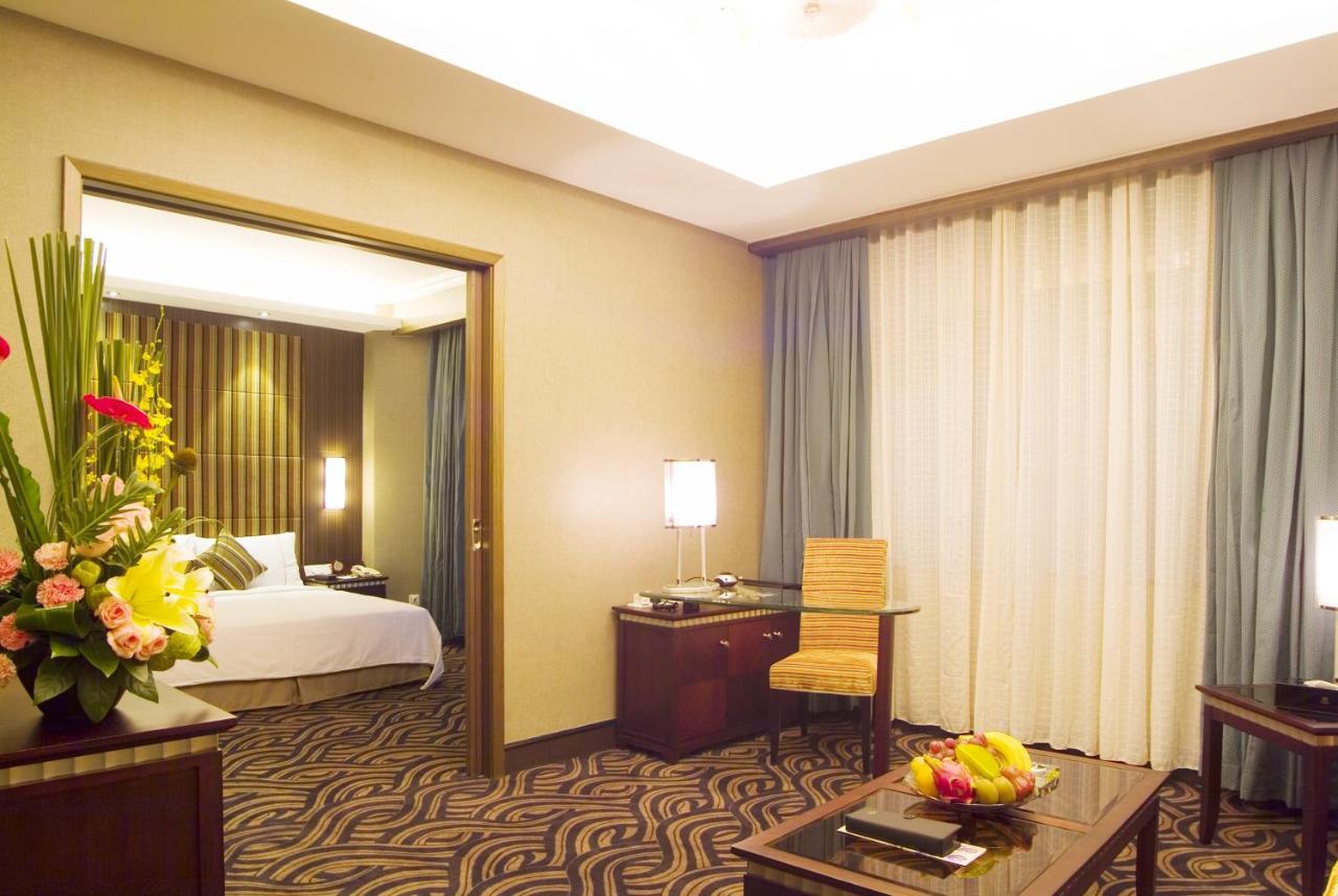 Shenzhen Hengfeng Haiyue International Hotel Exterior photo
